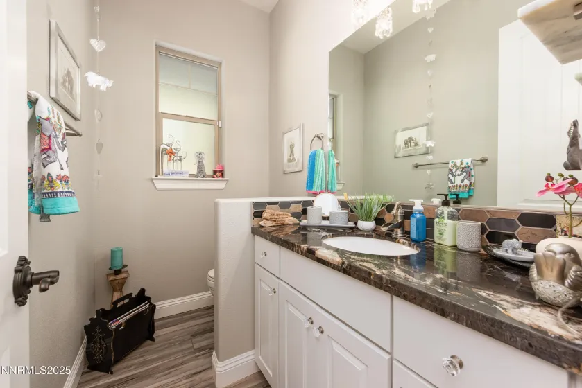 2092 Canterbury, Carson City, Nevada 89703, 4 Bedrooms Bedrooms, ,5 BathroomsBathrooms,Residential,Residential,Canterbury,250051795