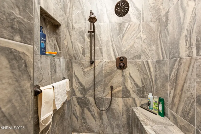 2092 Canterbury, Carson City, Nevada 89703, 4 Bedrooms Bedrooms, ,5 BathroomsBathrooms,Residential,Residential,Canterbury,250051795