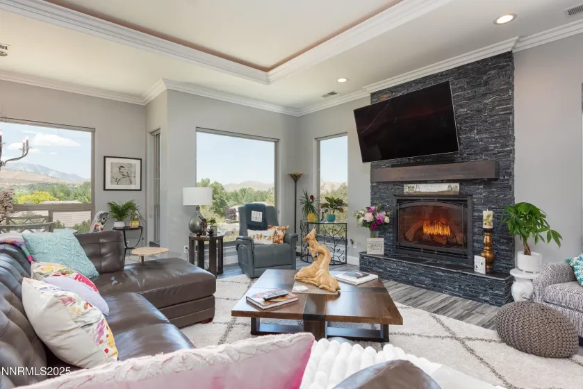 2092 Canterbury, Carson City, Nevada 89703, 4 Bedrooms Bedrooms, ,5 BathroomsBathrooms,Residential,Residential,Canterbury,250051795