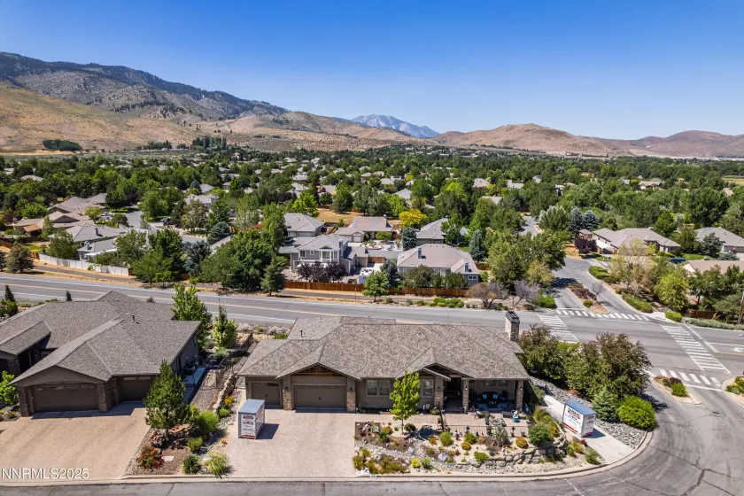 2092 Canterbury, Carson City, Nevada 89703, 4 Bedrooms Bedrooms, ,5 BathroomsBathrooms,Residential,Residential,Canterbury,250051795