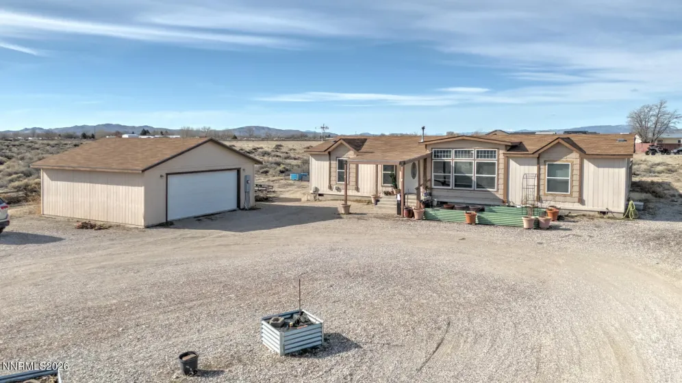 5326 Desert Hills, Fallon, Nevada 89406, 3 Bedrooms Bedrooms, ,2 BathroomsBathrooms,Residential,Residential,Desert Hills,260001192