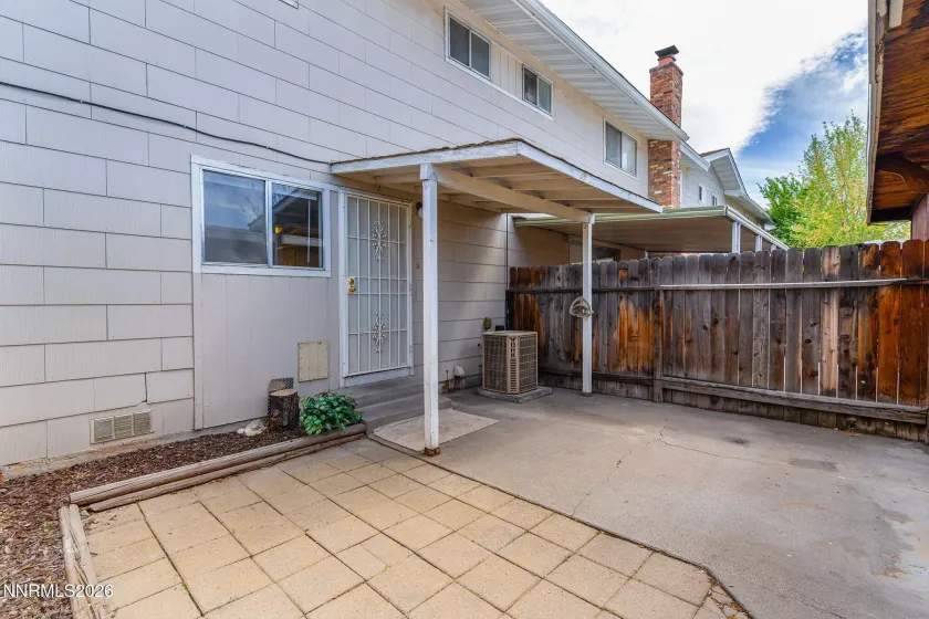 28 Smithridge, Reno, Nevada 89502, 2 Bedrooms Bedrooms, ,2 BathroomsBathrooms,Residential,Residential,Smithridge,260001194