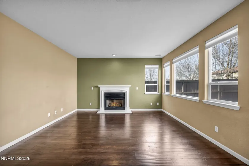 475 Parade, Reno, Nevada 89521, 4 Bedrooms Bedrooms, ,3 BathroomsBathrooms,Residential,Residential,Parade,260001197