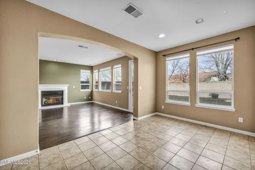 475 Parade, Reno, Nevada 89521, 4 Bedrooms Bedrooms, ,3 BathroomsBathrooms,Residential,Residential,Parade,260001197