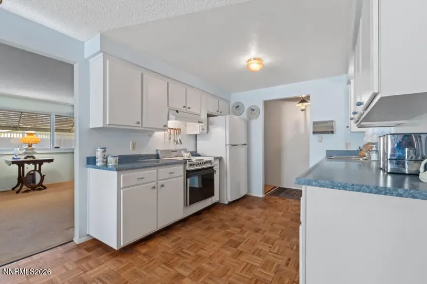 1316 Stanford, Carson City, Nevada 89701, 3 Bedrooms Bedrooms, ,2 BathroomsBathrooms,Residential,Residential,Stanford,260001200