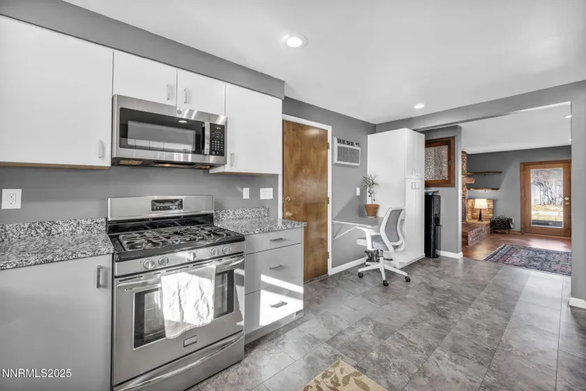 1216 Enterprize, Carson City, Nevada 89703, 3 Bedrooms Bedrooms, ,2 BathroomsBathrooms,Residential,Residential,Enterprize,250058993