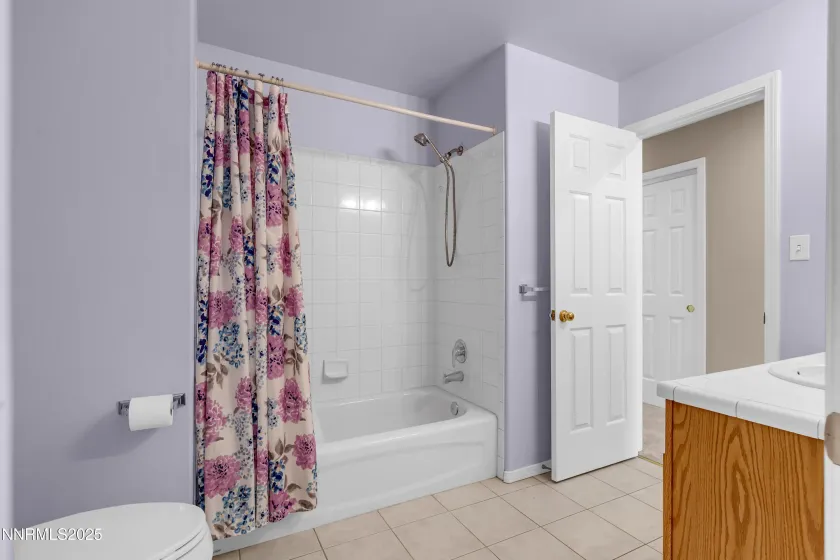 6515 Jamon, Sparks, Nevada 89436, 4 Bedrooms Bedrooms, ,3 BathroomsBathrooms,Residential,Residential,Jamon,250053501