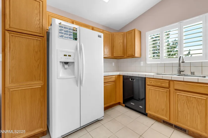 6515 Jamon, Sparks, Nevada 89436, 4 Bedrooms Bedrooms, ,3 BathroomsBathrooms,Residential,Residential,Jamon,250053501