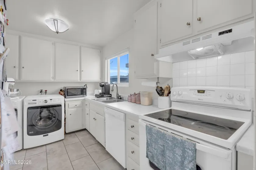 3505 Willow Hills, Reno, Nevada 89512, 3 Bedrooms Bedrooms, ,2 BathroomsBathrooms,Residential,Residential,Willow Hills,260001208