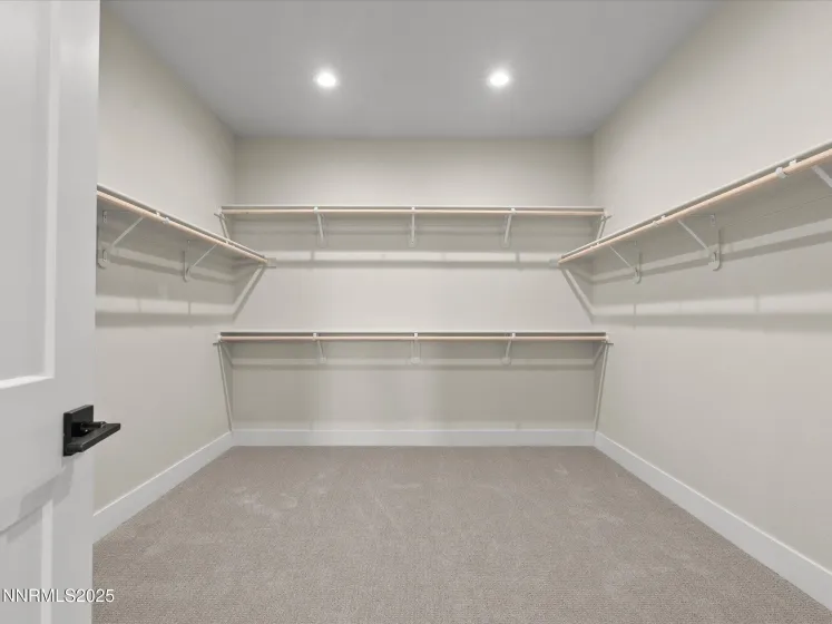 3602 Oakridge, Sparks, Nevada 89436, 4 Bedrooms Bedrooms, ,3 BathroomsBathrooms,Residential,Residential,Oakridge,260000280