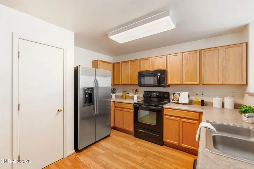 8821 Sunset Breeze, Reno, Nevada 89506, 3 Bedrooms Bedrooms, ,3 BathroomsBathrooms,Residential,Residential,Sunset Breeze,260001210