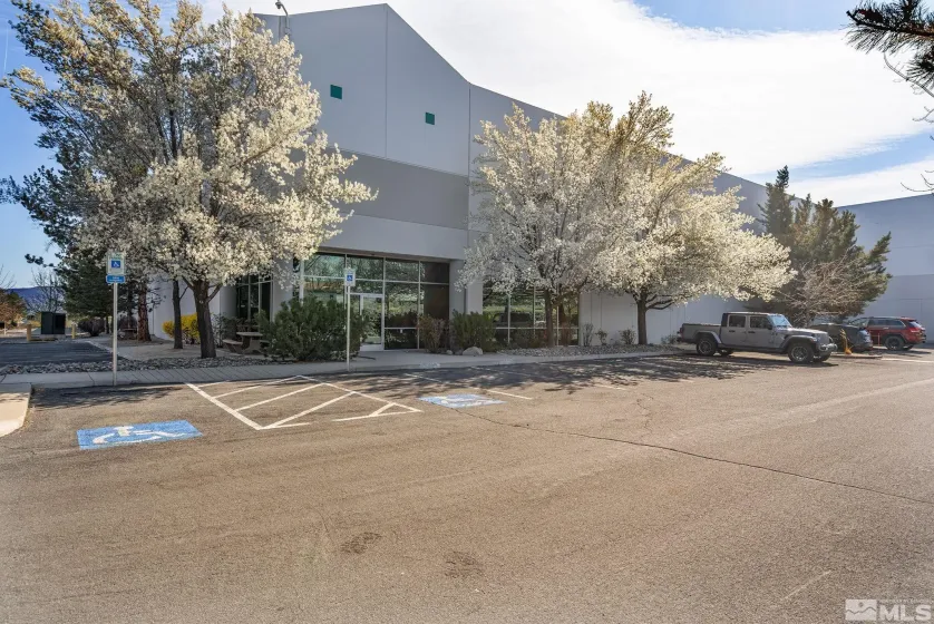 12815 Old Virginia, Reno, Nevada 89521, ,Commercial Lease,Manufactured,Old Virginia,250004075