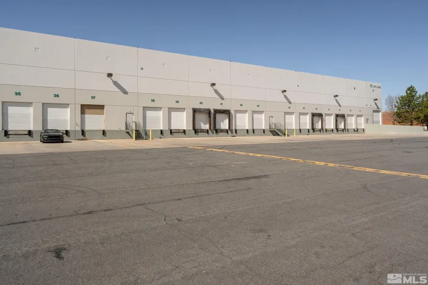 12815 Old Virginia, Reno, Nevada 89521, ,Commercial Lease,Manufactured,Old Virginia,250004075