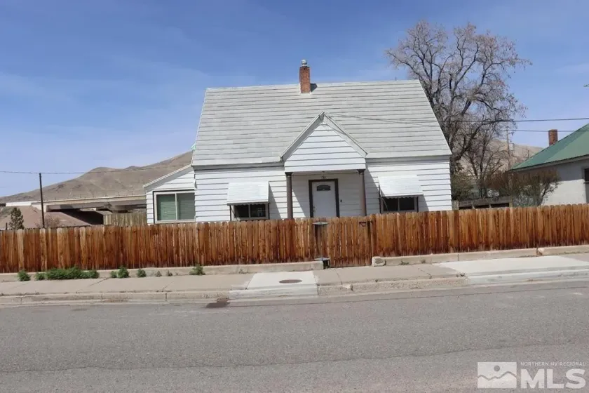 136 First, Winnemucca, Nevada 89445, 3 Bedrooms Bedrooms, ,2 BathroomsBathrooms,Residential,Residential,First,260001217