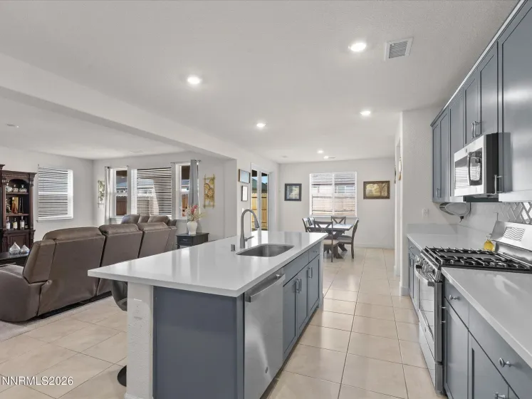 1906 Boundary Peak, Carson City, Nevada 89701, 4 Bedrooms Bedrooms, ,3 BathroomsBathrooms,Residential,Residential,Boundary Peak,260001218