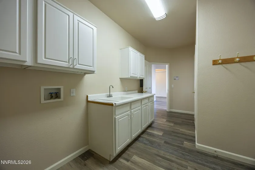 3545 Sunridge, Carson City, Nevada 89705, 3 Bedrooms Bedrooms, ,3 BathroomsBathrooms,Residential,Residential,Sunridge,260001225