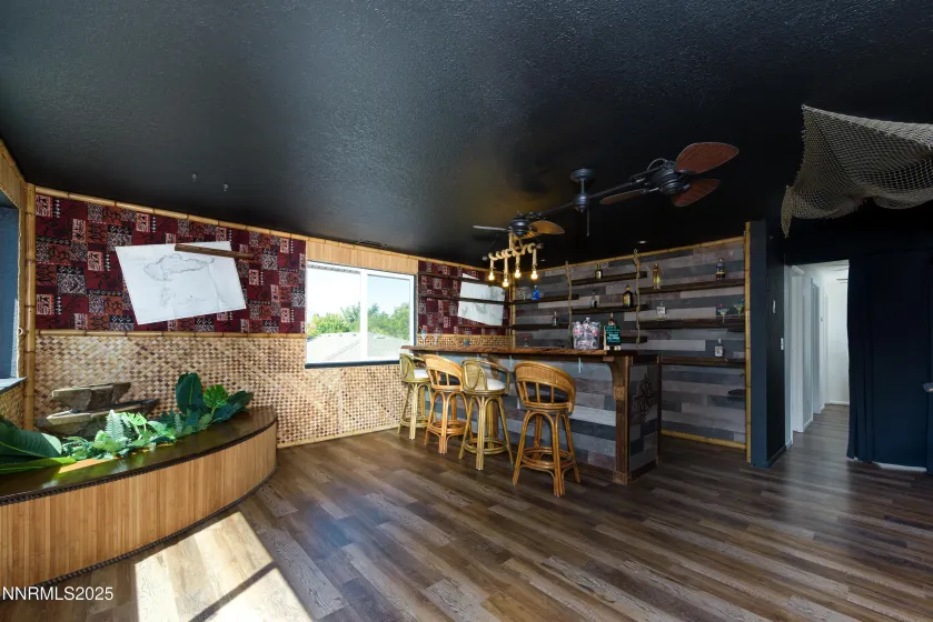 1494 Hussman, Gardnerville, Nevada 89410, 5 Bedrooms Bedrooms, ,3 BathroomsBathrooms,Residential,Residential,Hussman,250056116