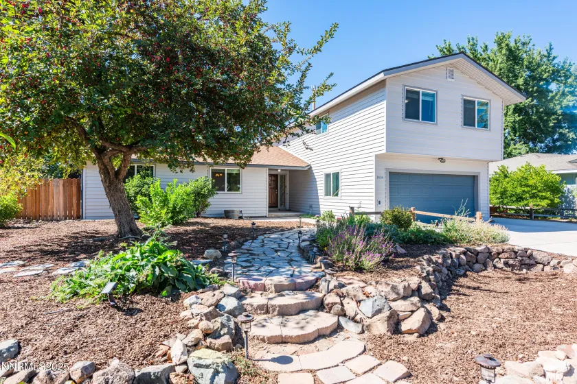 1494 Hussman, Gardnerville, Nevada 89410, 5 Bedrooms Bedrooms, ,3 BathroomsBathrooms,Residential,Residential,Hussman,250056116