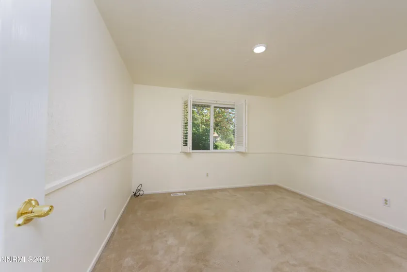 1494 Hussman, Gardnerville, Nevada 89410, 5 Bedrooms Bedrooms, ,3 BathroomsBathrooms,Residential,Residential,Hussman,250056116