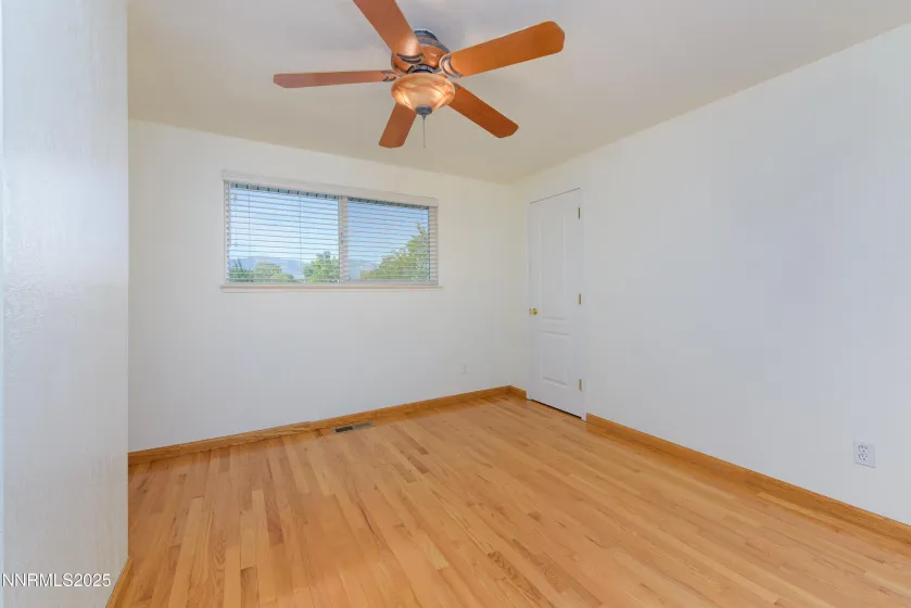 1494 Hussman, Gardnerville, Nevada 89410, 5 Bedrooms Bedrooms, ,3 BathroomsBathrooms,Residential,Residential,Hussman,250056116