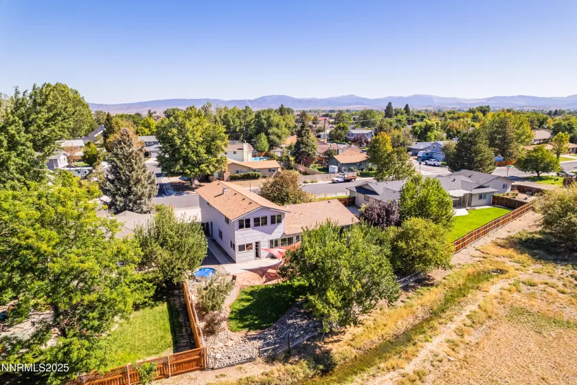 1494 Hussman, Gardnerville, Nevada 89410, 5 Bedrooms Bedrooms, ,3 BathroomsBathrooms,Residential,Residential,Hussman,250056116