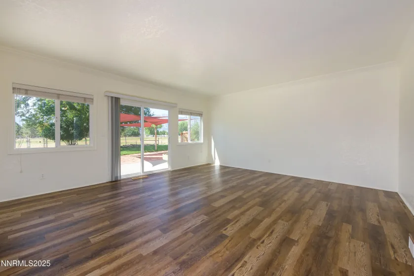 1494 Hussman, Gardnerville, Nevada 89410, 5 Bedrooms Bedrooms, ,3 BathroomsBathrooms,Residential,Residential,Hussman,250056116