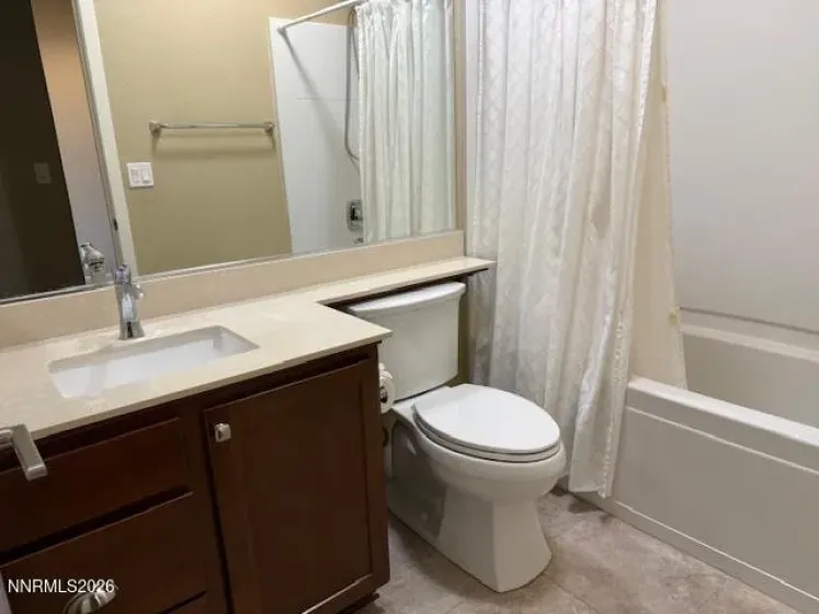 2nd Bathroom