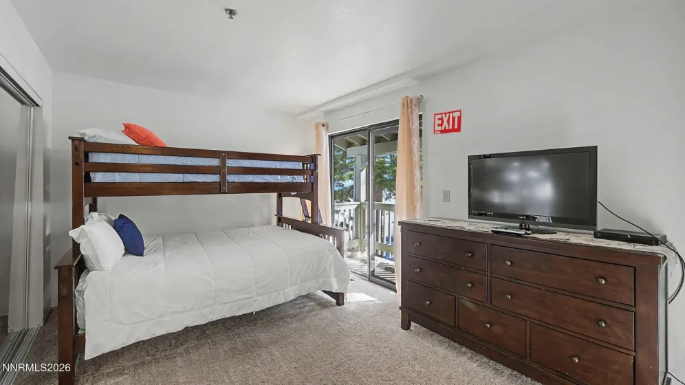 151 Palisades, Stateline, Nevada 89449, 2 Bedrooms Bedrooms, ,3 BathroomsBathrooms,Residential,Residential,Palisades,260001230