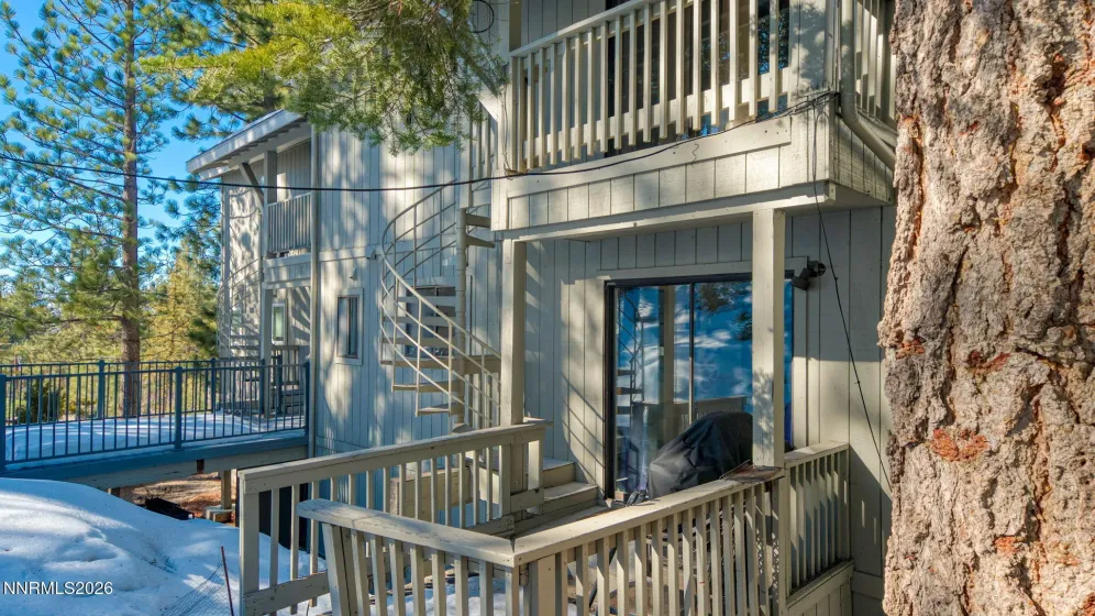 151 Palisades, Stateline, Nevada 89449, 2 Bedrooms Bedrooms, ,3 BathroomsBathrooms,Residential,Residential,Palisades,260001230