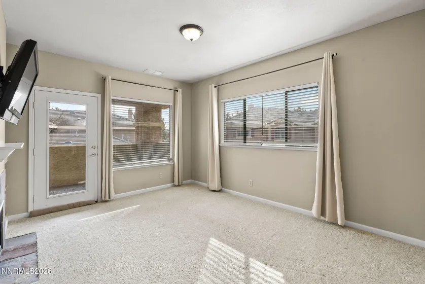 900 Meadows, Reno, Nevada 89521, 2 Bedrooms Bedrooms, ,2 BathroomsBathrooms,Residential,Residential,Meadows,260001233