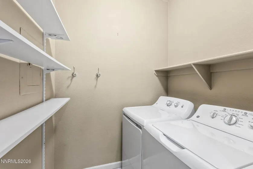 900 Meadows, Reno, Nevada 89521, 2 Bedrooms Bedrooms, ,2 BathroomsBathrooms,Residential,Residential,Meadows,260001233