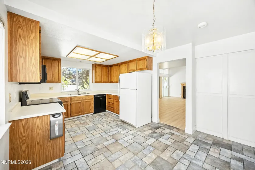 7554 Whimbleton, Reno, Nevada 89511, 4 Bedrooms Bedrooms, ,3 BathroomsBathrooms,Residential,Residential,Whimbleton,260001234