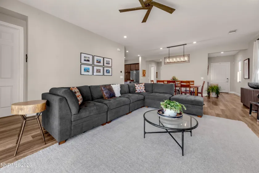 2397 Silent Creek, Sparks, Nevada 89441, 2 Bedrooms Bedrooms, ,2 BathroomsBathrooms,Residential,Residential,Silent Creek,260001237