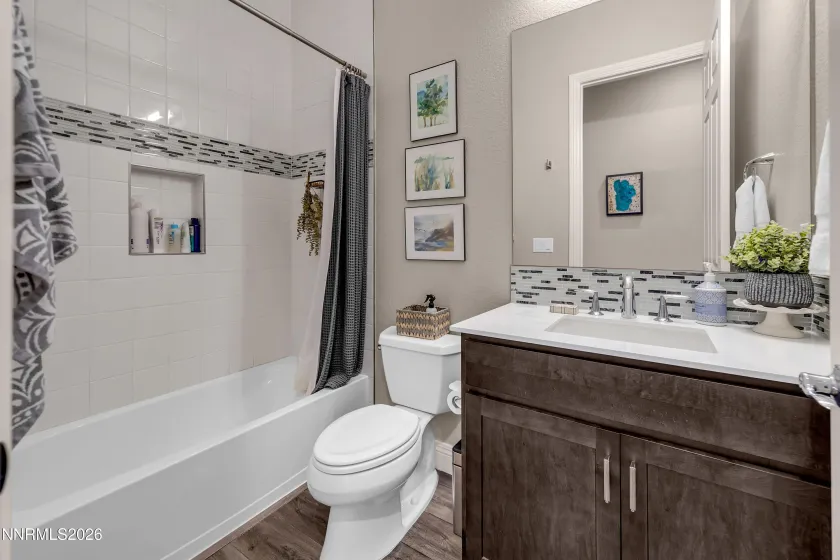 2397 Silent Creek, Sparks, Nevada 89441, 2 Bedrooms Bedrooms, ,2 BathroomsBathrooms,Residential,Residential,Silent Creek,260001237