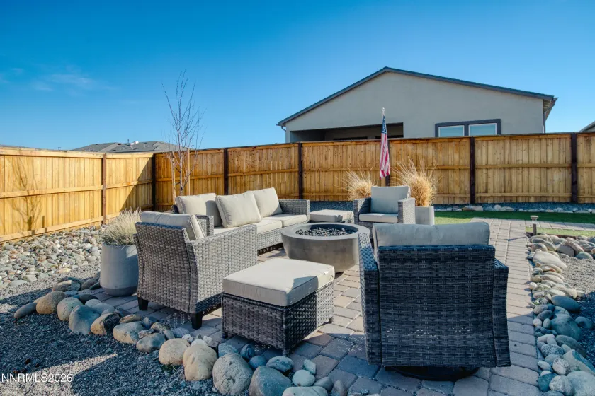 2397 Silent Creek, Sparks, Nevada 89441, 2 Bedrooms Bedrooms, ,2 BathroomsBathrooms,Residential,Residential,Silent Creek,260001237