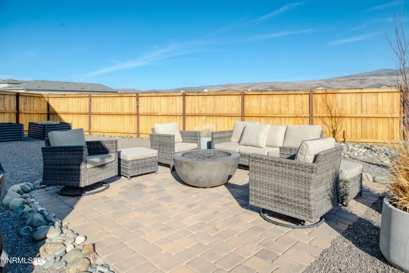 2397 Silent Creek, Sparks, Nevada 89441, 2 Bedrooms Bedrooms, ,2 BathroomsBathrooms,Residential,Residential,Silent Creek,260001237