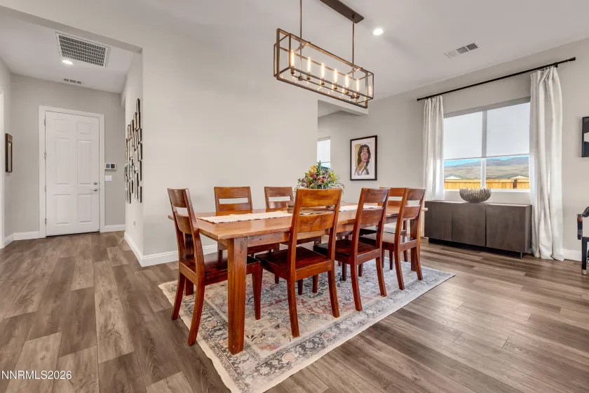 2397 Silent Creek, Sparks, Nevada 89441, 2 Bedrooms Bedrooms, ,2 BathroomsBathrooms,Residential,Residential,Silent Creek,260001237