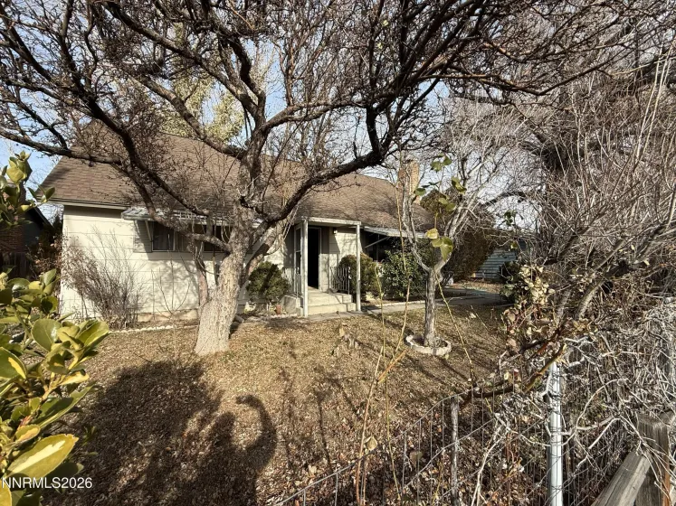 1801 Hawthorne, Reno, Nevada 89502, 4 Bedrooms Bedrooms, ,2 BathroomsBathrooms,Residential,Residential,Hawthorne,260001240