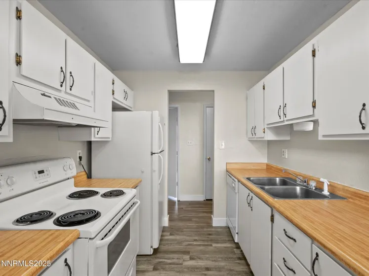 3935 Clear Acre, Reno, Nevada 89512, 2 Bedrooms Bedrooms, ,1 BathroomBathrooms,Residential,Residential,Clear Acre,250059151