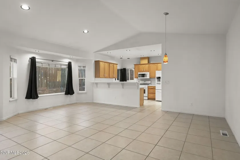 474 Plumb, Reno, Nevada 89509, 4 Bedrooms Bedrooms, ,3 BathroomsBathrooms,Residential,Residential,Plumb,260001241