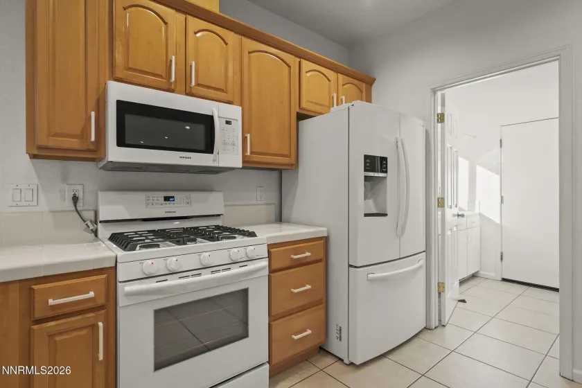 474 Plumb, Reno, Nevada 89509, 4 Bedrooms Bedrooms, ,3 BathroomsBathrooms,Residential,Residential,Plumb,260001241