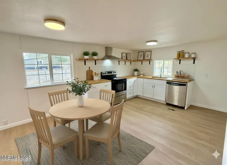 3855 Sandpiper, Reno, Nevada 89508, 3 Bedrooms Bedrooms, ,1 BathroomBathrooms,Residential,Residential,Sandpiper,250057511