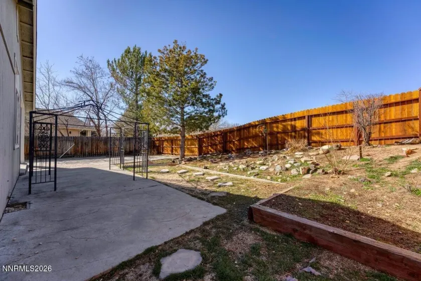 9765 Rock River, Reno, Nevada 89506, 3 Bedrooms Bedrooms, ,2 BathroomsBathrooms,Residential,Residential,Rock River,260001245