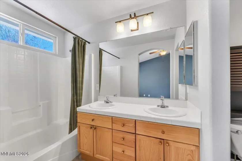 7663 La Ramba, Sparks, Nevada 89436, 3 Bedrooms Bedrooms, ,2 BathroomsBathrooms,Residential,Residential,La Ramba,260000536