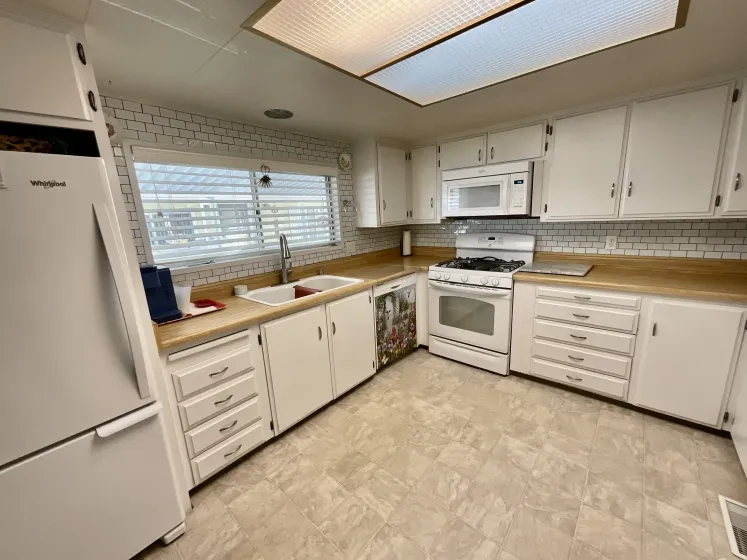 133 Trojan Ln, Carson City, Nevada 89706, 3 Bedrooms Bedrooms, 11 Rooms Rooms,2 BathroomsBathrooms,Manufactured,Residential,Trojan,260001246