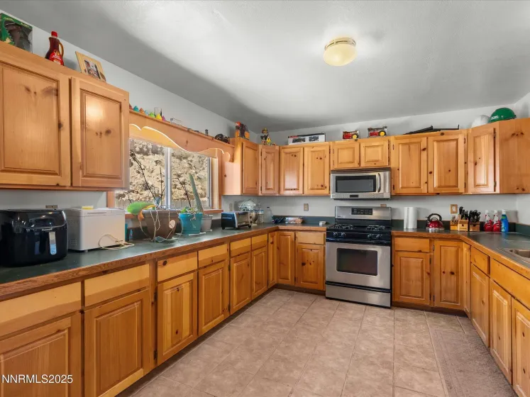 1 Cory Canyon, Hawthorne, Nevada 89415, 3 Bedrooms Bedrooms, ,2 BathroomsBathrooms,Residential,Residential,Cory Canyon,250053504