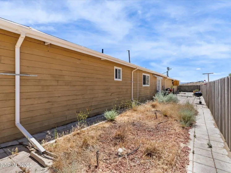 1 Cory Canyon, Hawthorne, Nevada 89415, 3 Bedrooms Bedrooms, ,2 BathroomsBathrooms,Residential,Residential,Cory Canyon,250053504