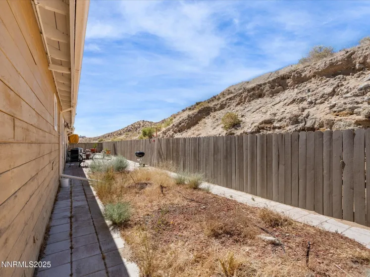 1 Cory Canyon, Hawthorne, Nevada 89415, 3 Bedrooms Bedrooms, ,2 BathroomsBathrooms,Residential,Residential,Cory Canyon,250053504