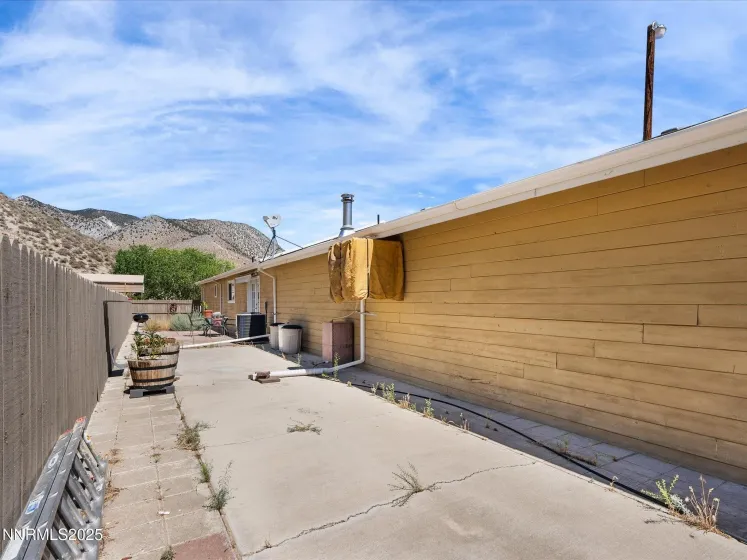 1 Cory Canyon, Hawthorne, Nevada 89415, 3 Bedrooms Bedrooms, ,2 BathroomsBathrooms,Residential,Residential,Cory Canyon,250053504