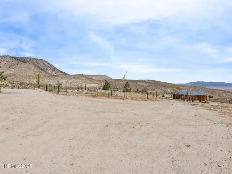 1 Cory Canyon, Hawthorne, Nevada 89415, 3 Bedrooms Bedrooms, ,2 BathroomsBathrooms,Residential,Residential,Cory Canyon,250053504